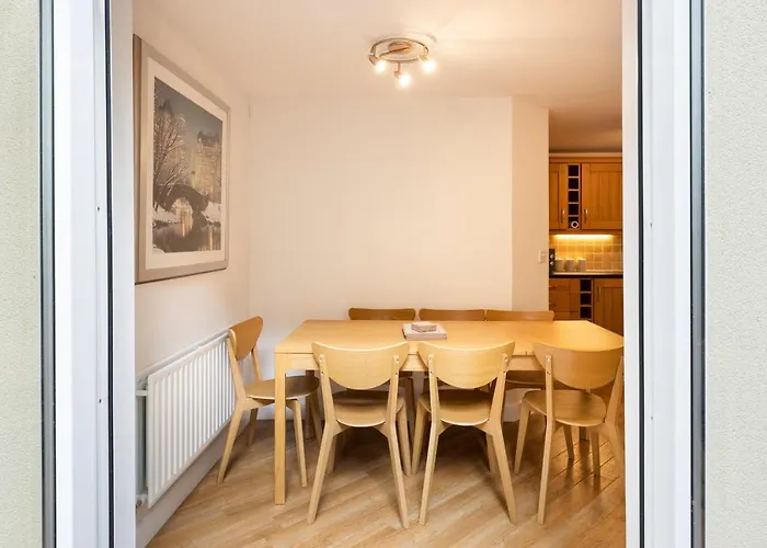 Blaisedell House By Cliftonvalley 度假居