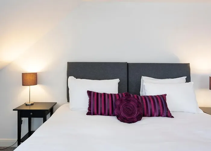 Blaisedell House By Cliftonvalley Holiday home Bristol